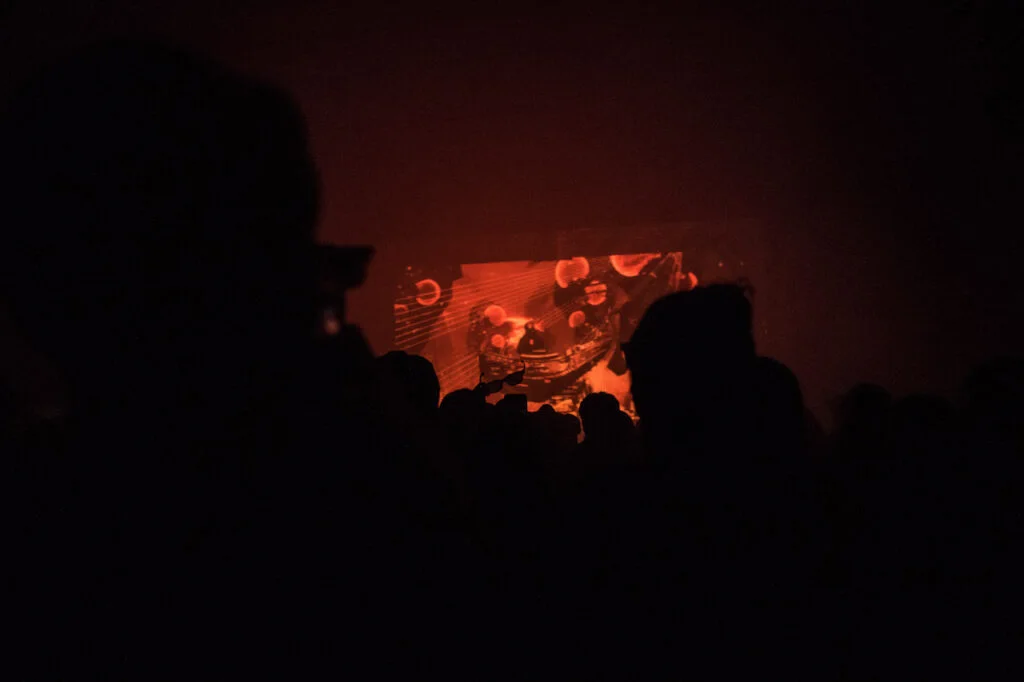 LV4 performing live in 3D, Mack Sennett Studios, Los Angeles